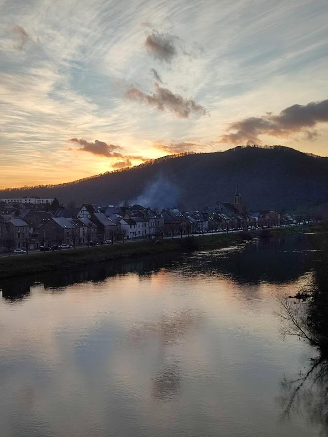 Entre Meuse Et Foret Revin  ภายนอก รูปภาพ